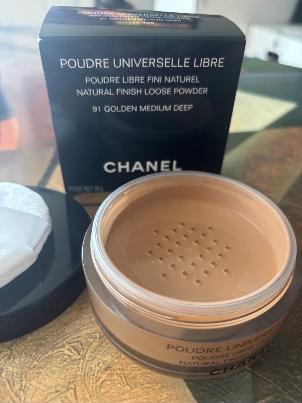 CHANEL Poudre Universelle Libre Loose Powder — 91 Golden medium deep. New